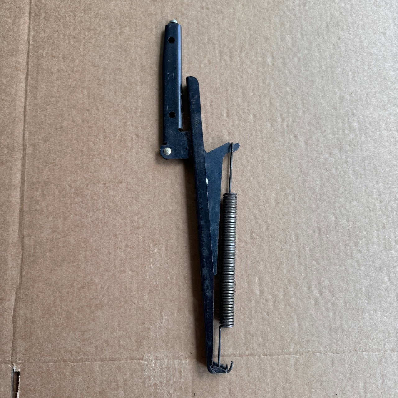 Frigidaire Range Oven Door Hinge right Side 316216501 Frigidaire Range Oven Door Hinge right Side 316216501